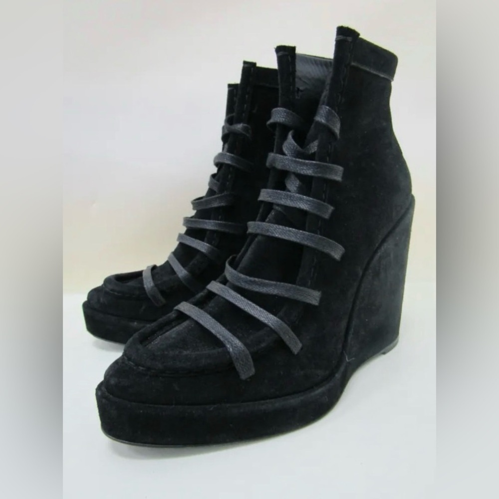MONCLER Suzanne Women's Black Suede Wedge Ankle Booties Size: 8 (Runs small)